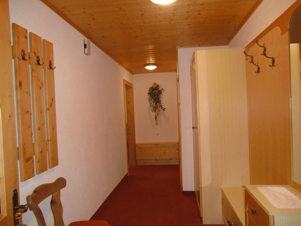 Apart Sissy Зее Номер фото